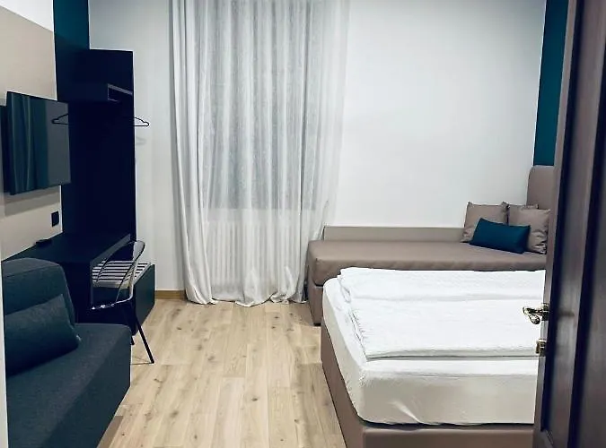 House Of Bruno - No Reception *